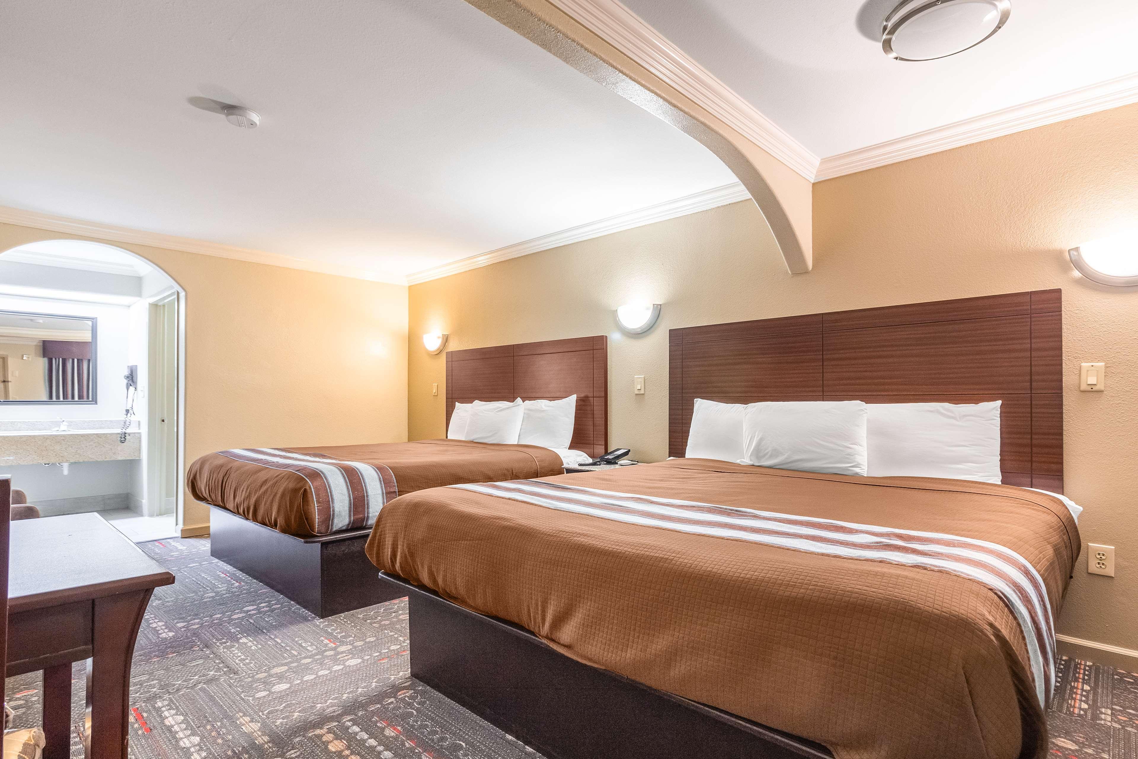 Hotel Dan Inn Uberaba & Convencoes By Nacional Inn Zewnętrze zdjęcie