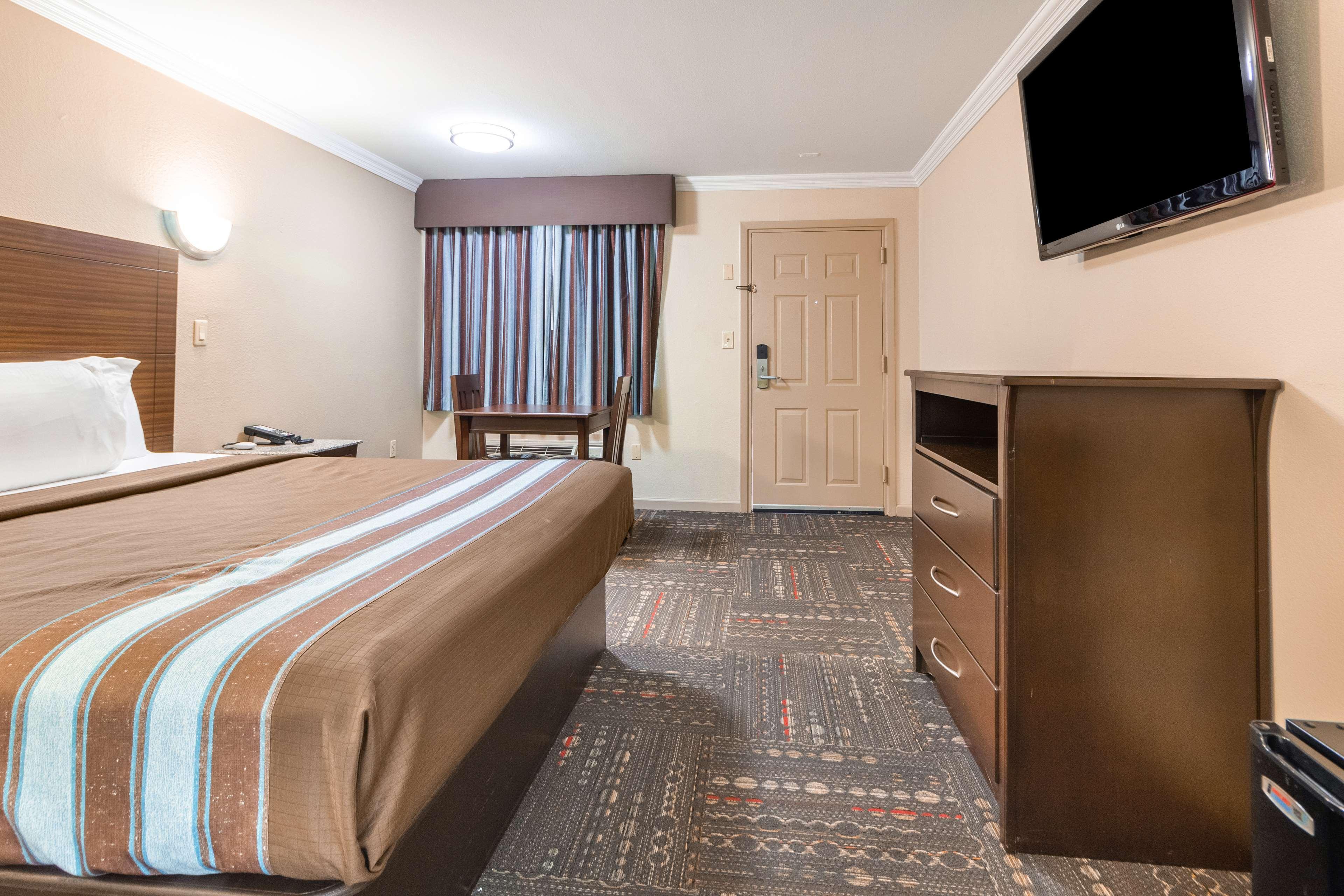 Hotel Dan Inn Uberaba & Convencoes By Nacional Inn Zewnętrze zdjęcie