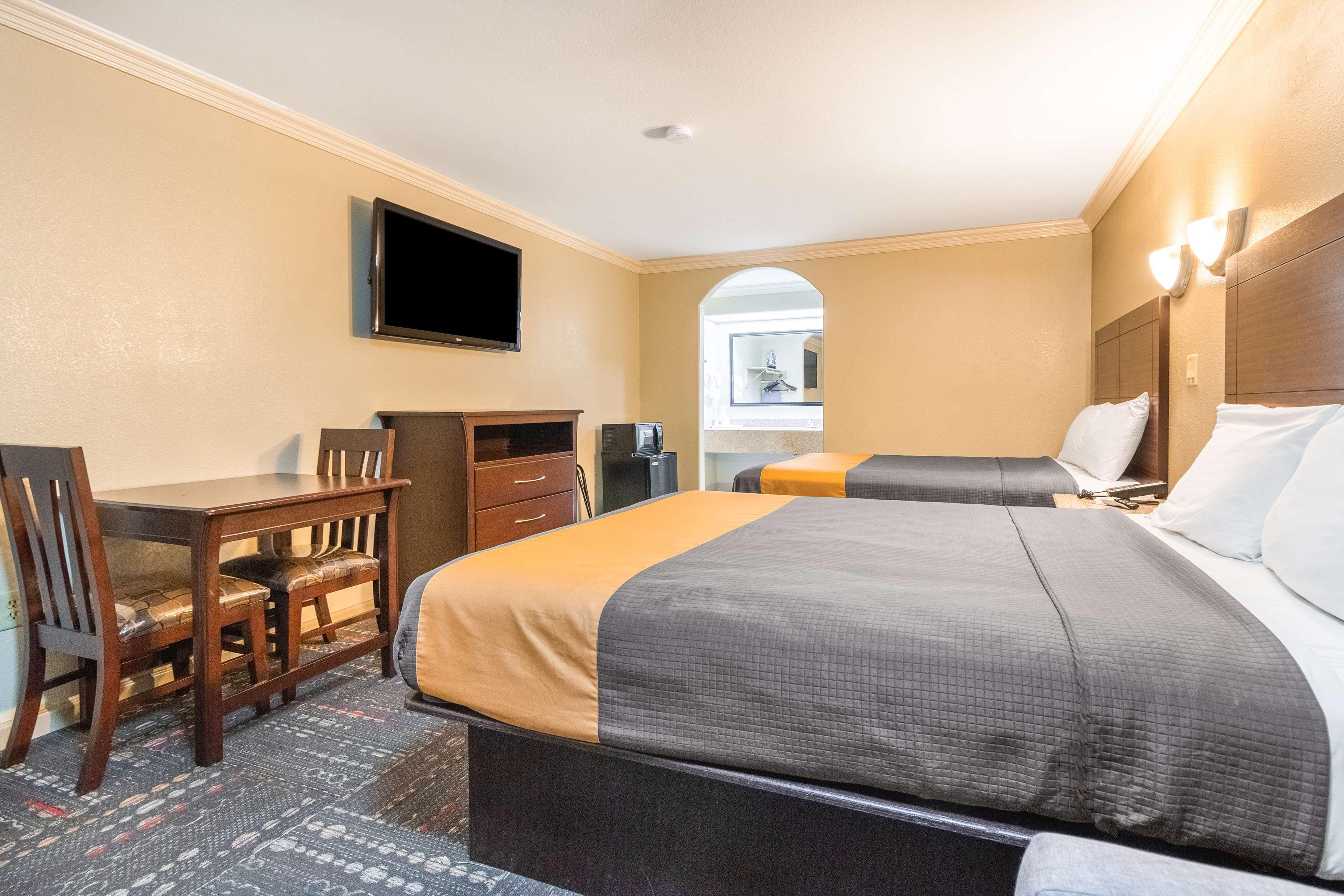 Hotel Dan Inn Uberaba & Convencoes By Nacional Inn Zewnętrze zdjęcie